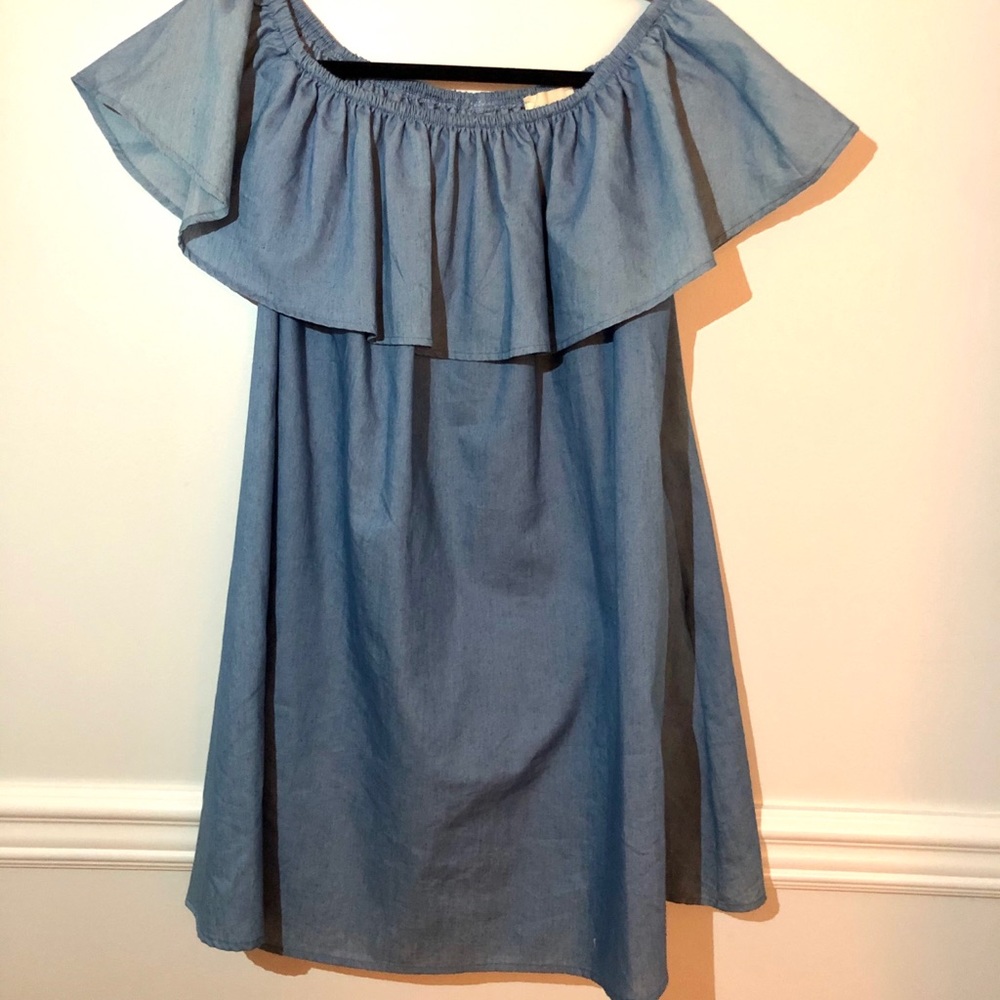 Chambray off-shoulder dress